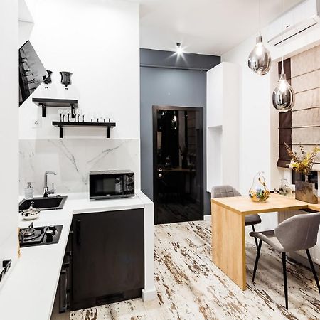 Arkadija - Filatova Apartment Лвив Екстериор снимка