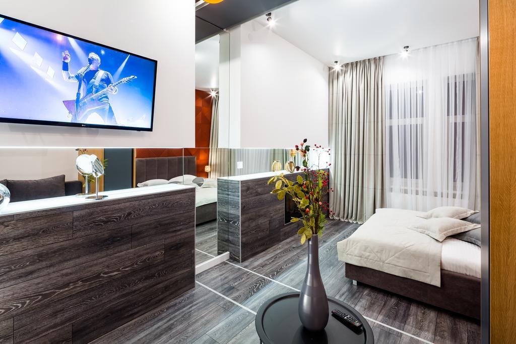 Arkadija - Filatova Apartment Лвив Екстериор снимка
